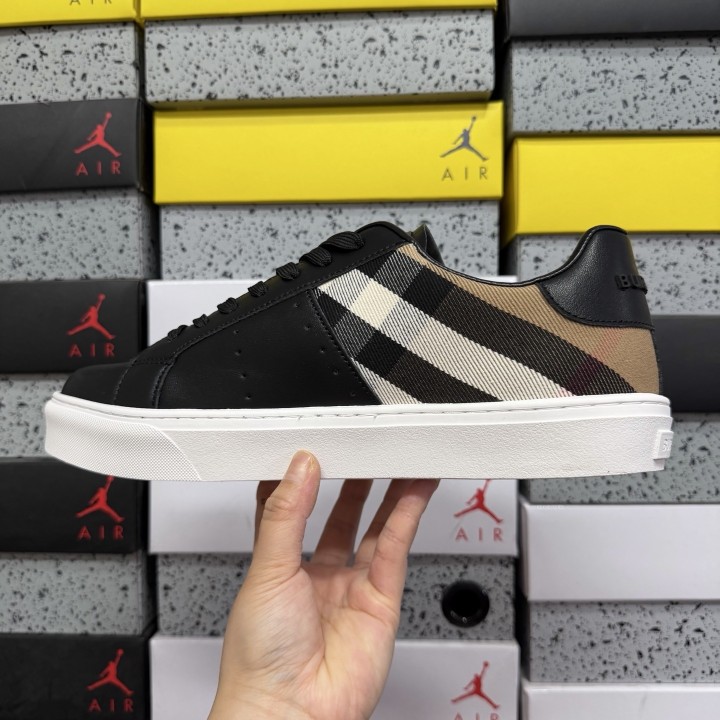 WZ Batch LOW TOP SNEAKER 1002